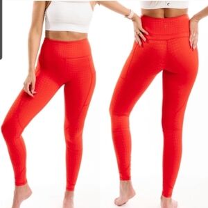 Zyia Red Scales Pocket Light N Tight Hi Rise Leggings Women Sz 6-8 Tummy Control